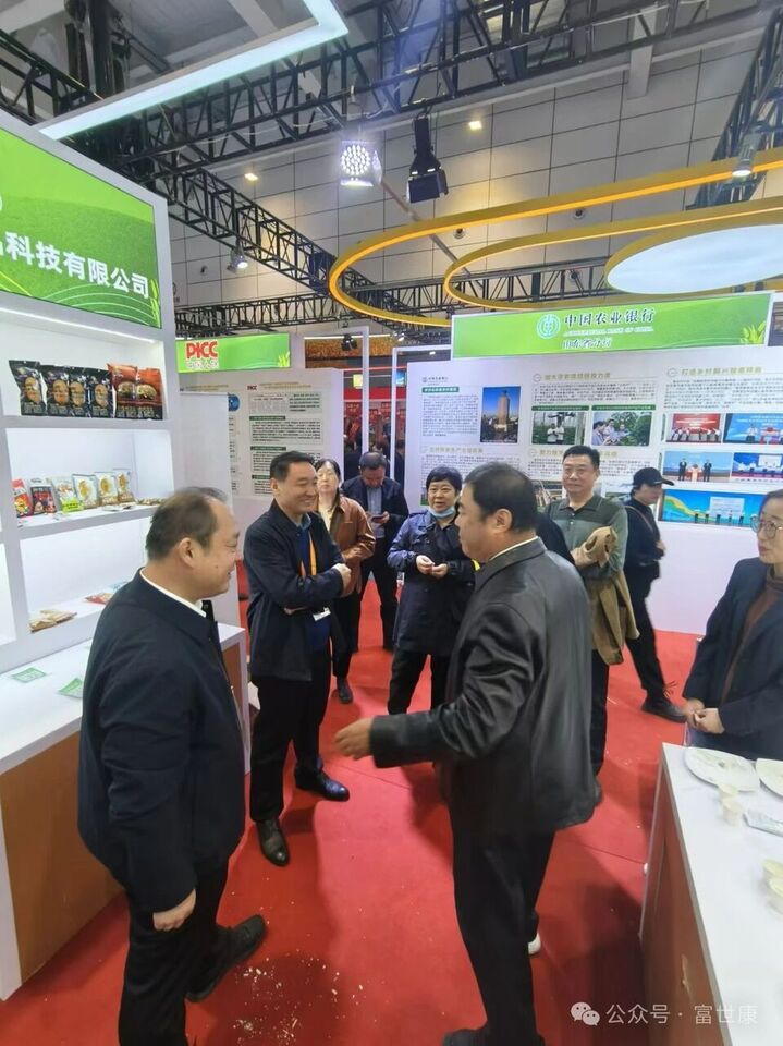 1731025427610384.jpeg 1351e4bffb1f336e9209c23ca418665d.jpeg